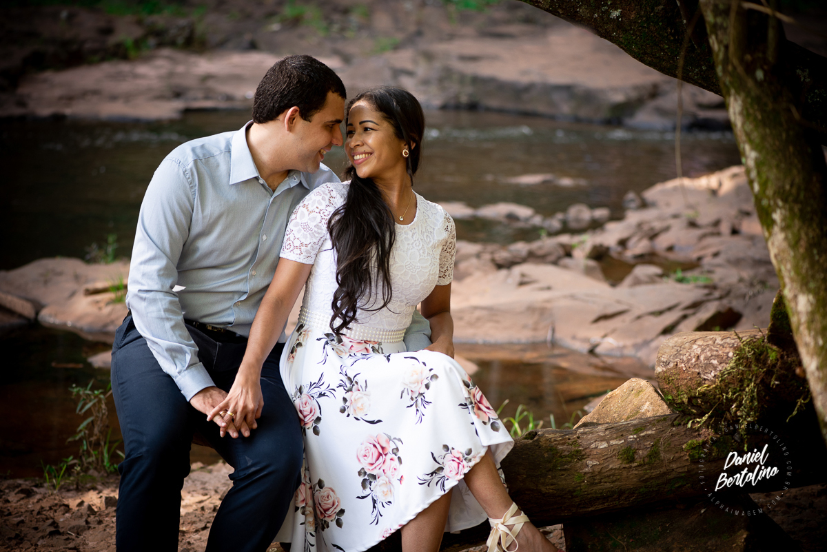 fotógrafo-barra-bonita-ensaio-em-brotas-casal-thais-cordeiro-de-souza-e-silmar-torqueti-pousada-miragua-refugios
