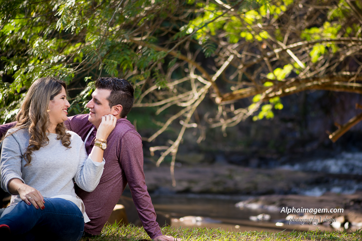 Ensaio realizado na cidade de Brotas - SP com o casal Rafael Meneghelli Júnior e Gabrieli Damada.