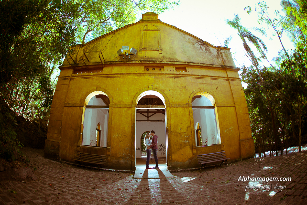 Ensaio realizado na cidade de Brotas - SP com o casal Rafael Meneghelli Júnior e Gabrieli Damada.