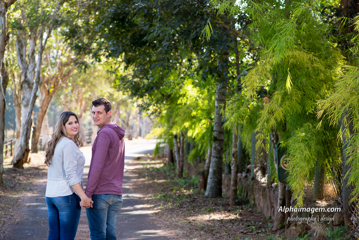 Ensaio realizado na cidade de Brotas - SP com o casal Rafael Meneghelli Júnior e Gabrieli Damada.