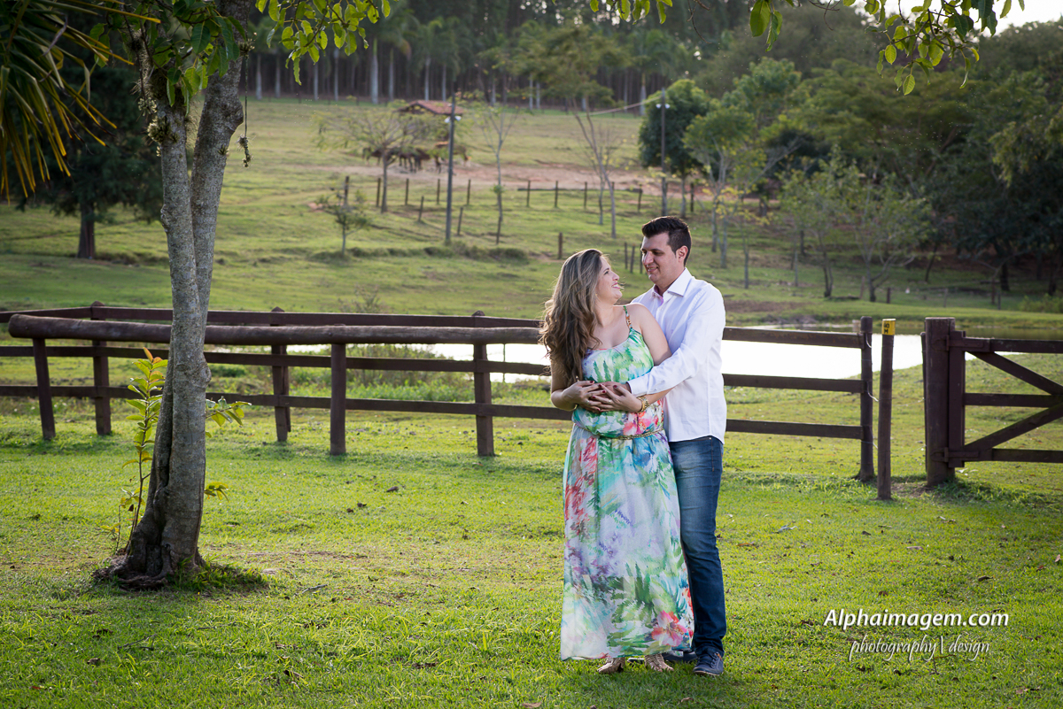 Ensaio realizado na cidade de Brotas - SP com o casal Rafael Meneghelli Júnior e Gabrieli Damada.