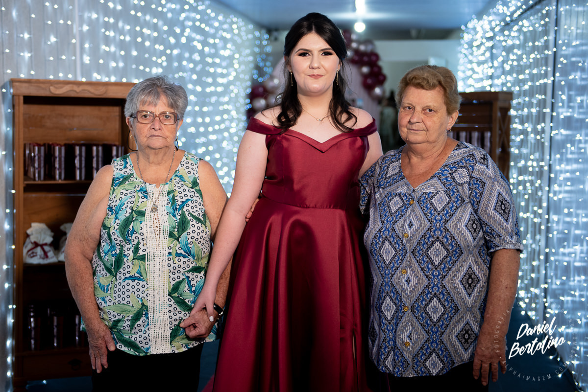 FESTA DE DEBUTANTE NO Parque Fantasia de Igaraçu do Tietê, Fotógrafo de casamento e eventos Daniel Bertolino de Barra Bonita - SP