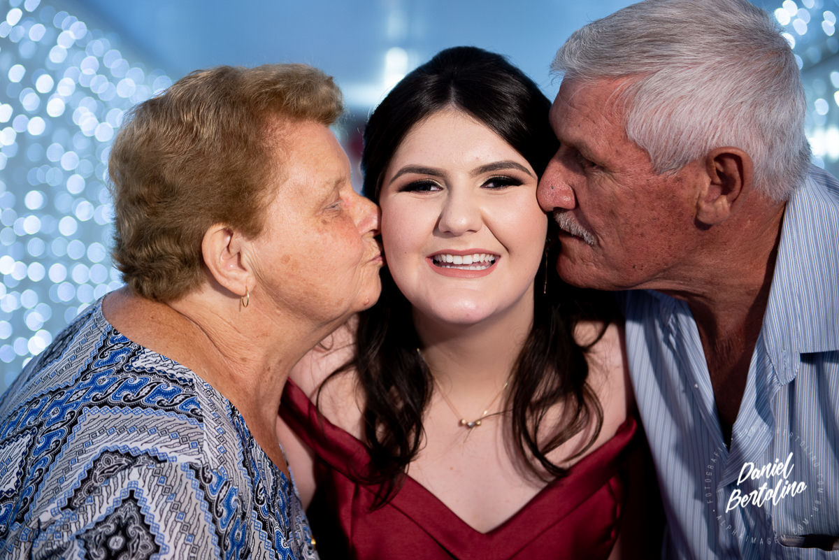 FESTA DE DEBUTANTE NO Parque Fantasia de Igaraçu do Tietê, Fotógrafo de casamento e eventos Daniel Bertolino de Barra Bonita - SP