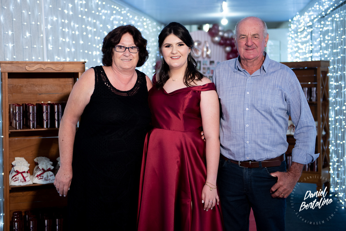 FESTA DE DEBUTANTE NO Parque Fantasia de Igaraçu do Tietê, Fotógrafo de casamento e eventos Daniel Bertolino de Barra Bonita - SP