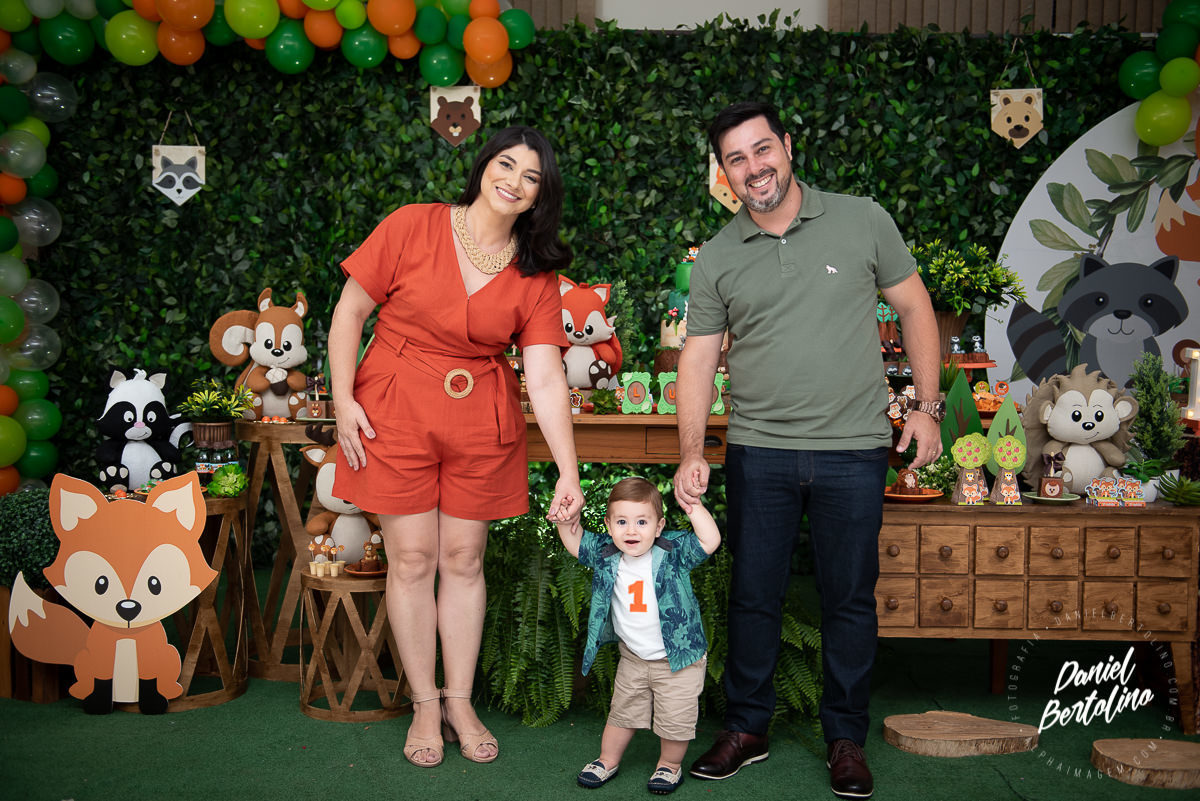 Aniversário de 1 aninho de Lucas, com a alegria dos familiares e papais a festa foi realizada no Silvia Fest em Barra Bonita.