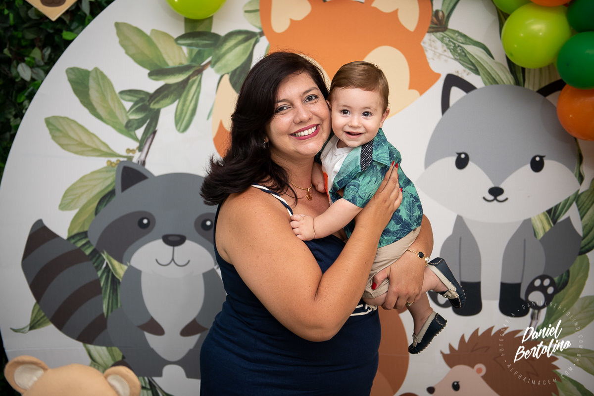 Aniversário de 1 aninho de Lucas, com a alegria dos familiares e papais a festa foi realizada no Silvia Fest em Barra Bonita.