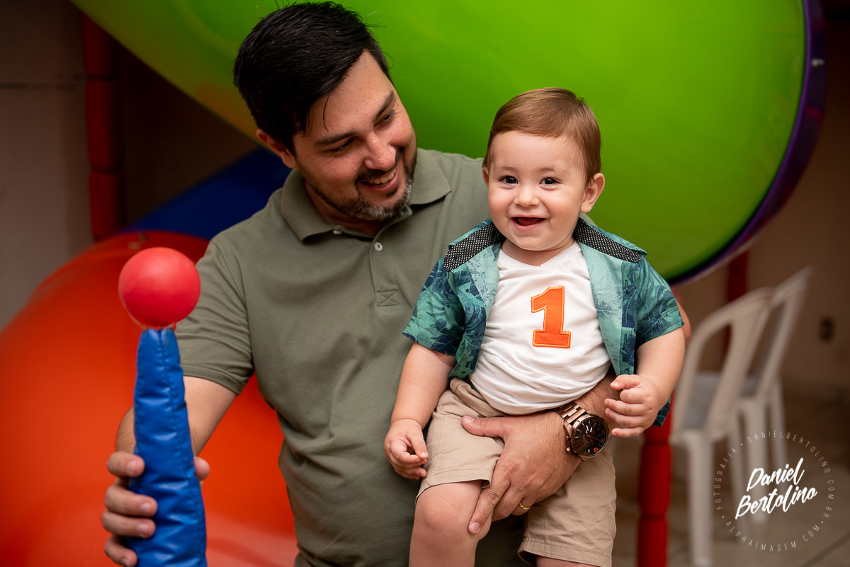 Aniversário de 1 aninho de Lucas, com a alegria dos familiares e papais a festa foi realizada no Silvia Fest em Barra Bonita.