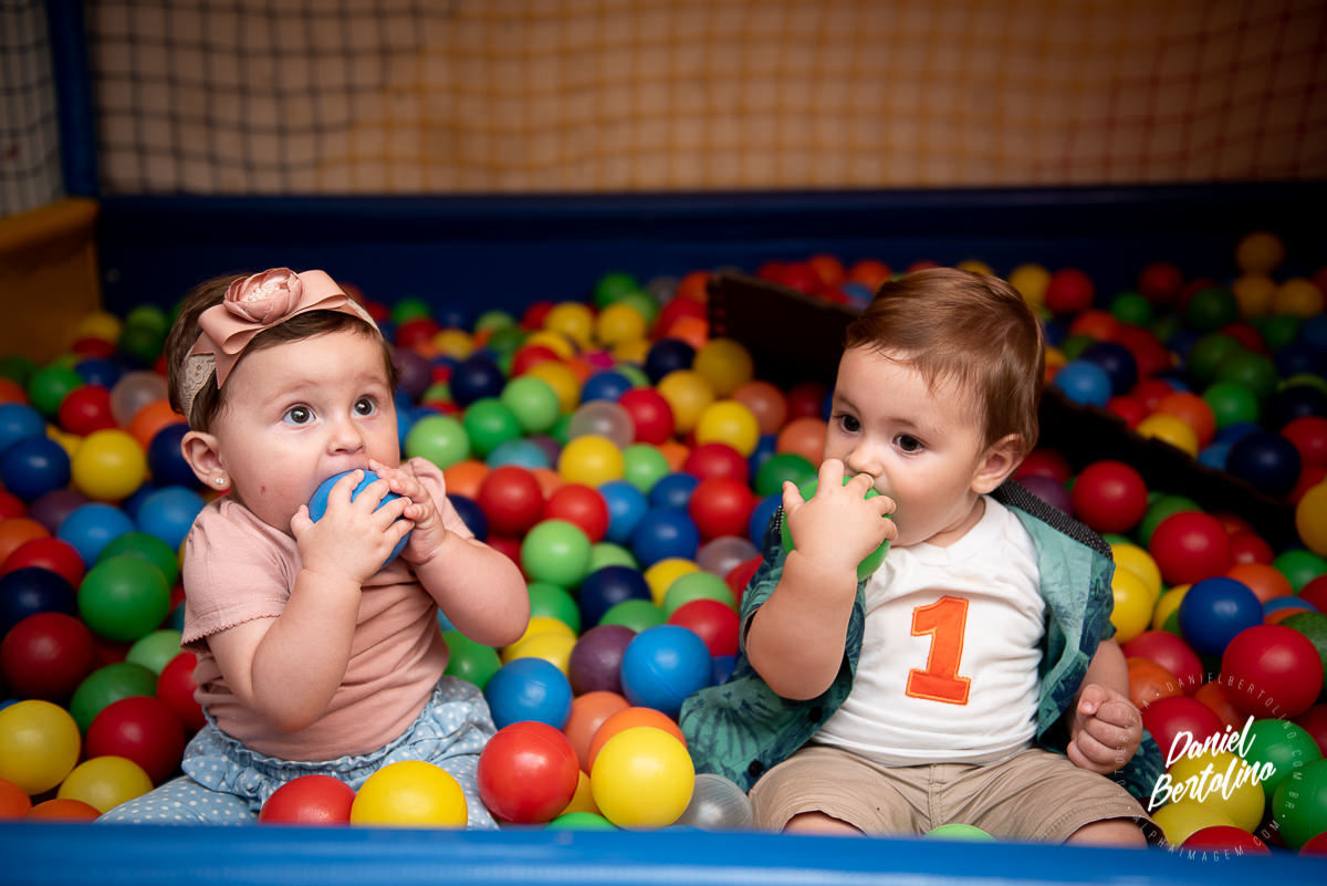 Aniversário de 1 aninho de Lucas, com a alegria dos familiares e papais a festa foi realizada no Silvia Fest em Barra Bonita.