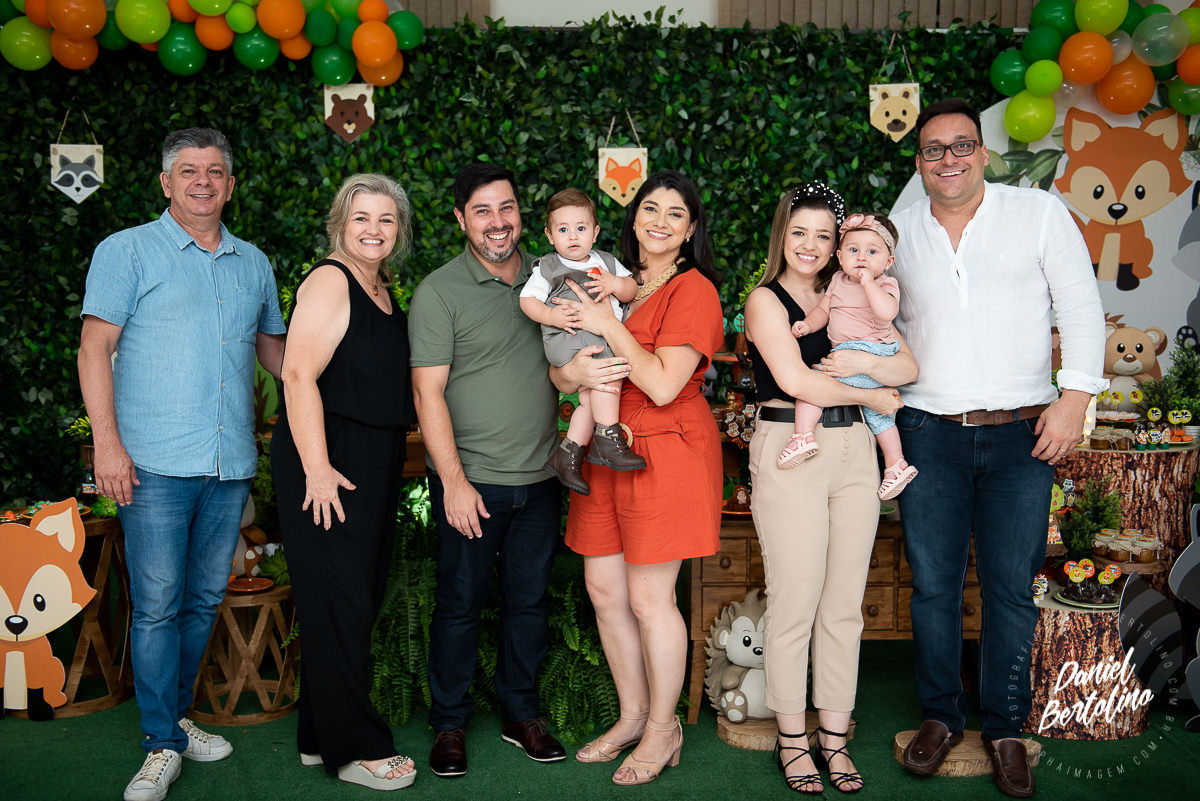 Aniversário de 1 aninho de Lucas, com a alegria dos familiares e papais a festa foi realizada no Silvia Fest em Barra Bonita.