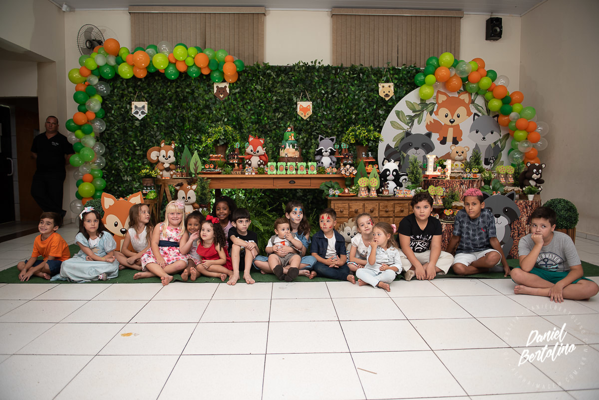 Aniversário de 1 aninho de Lucas, com a alegria dos familiares e papais a festa foi realizada no Silvia Fest em Barra Bonita.