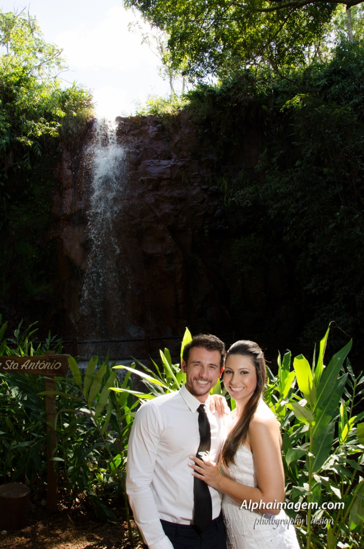 ensaio-fotográfico-Mariana de Souza Périco e Anderson Donizette Cecolim-brotas-recanto-das-cachoeiras