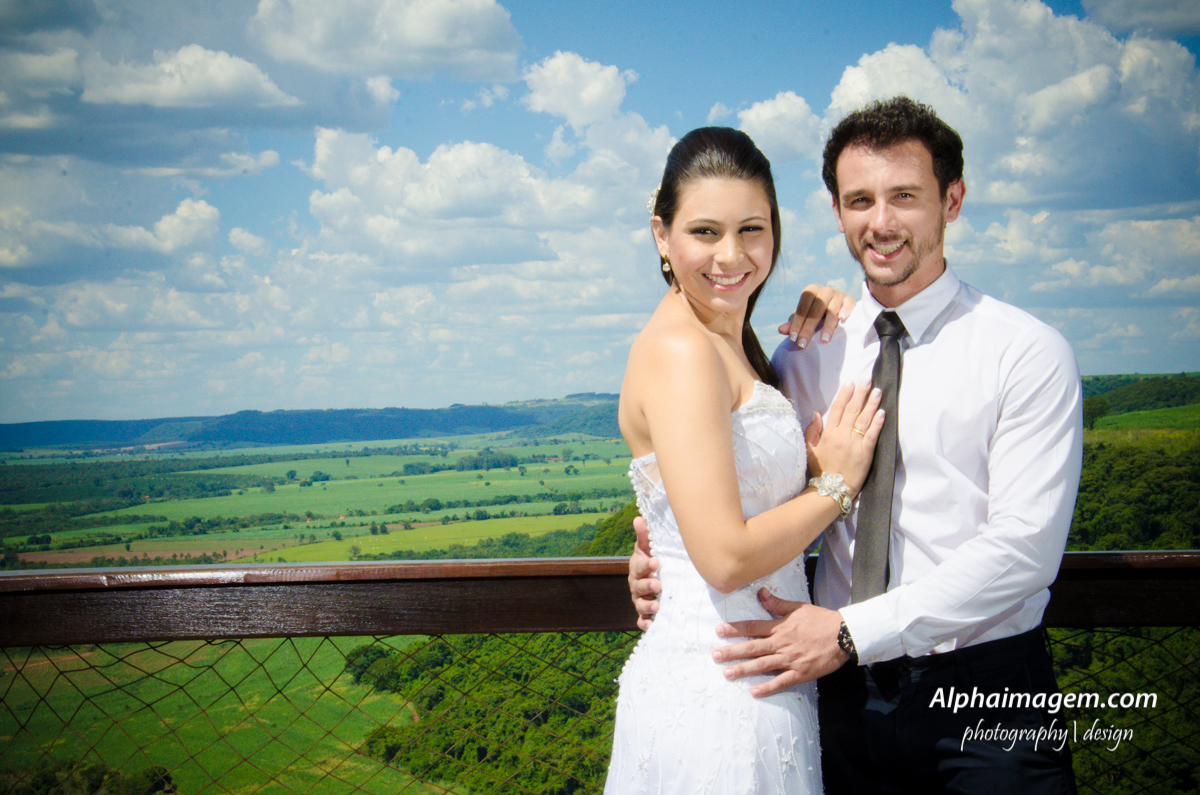 ensaio-fotográfico-Mariana de Souza Périco e Anderson Donizette Cecolim-brotas-recanto-das-cachoeiras