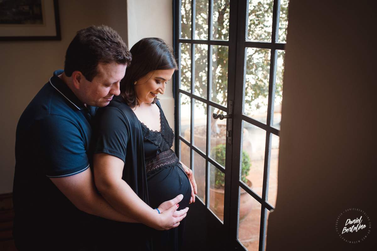 Ensaio gestante realizado na Fazenda Saltinho na cidade de São Manuel. Fotógrafo Daniel Bertolino de São Paulo