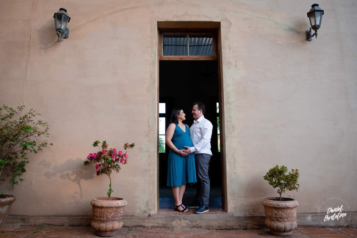 Ensaio gestante realizado na Fazenda Saltinho na cidade de São Manuel. Fotógrafo Daniel Bertolino de São Paulo