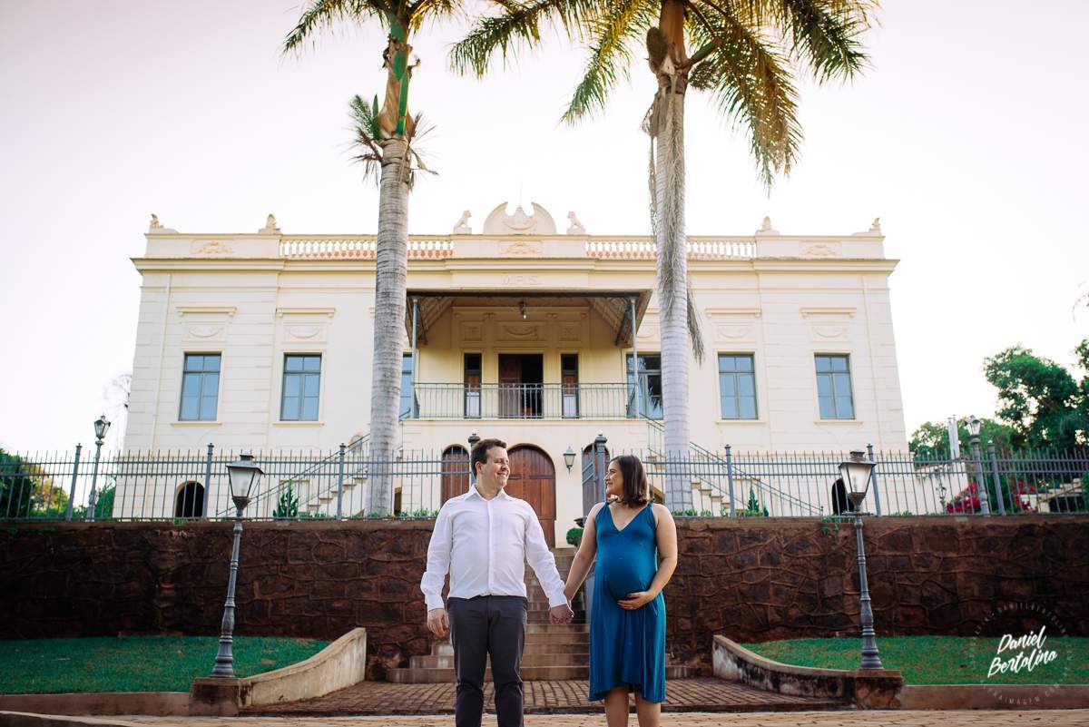 Ensaio gestante realizado na Fazenda Saltinho na cidade de São Manuel. Fotógrafo Daniel Bertolino de São Paulo