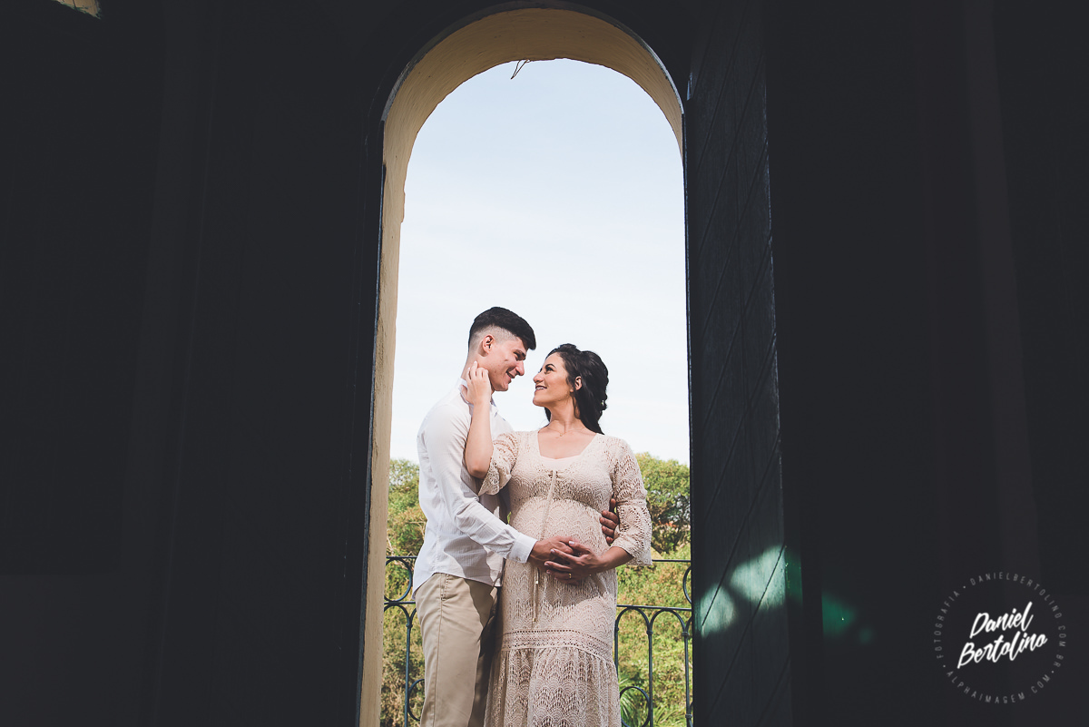 ensaio-casal-castelo-furlani-pederneiras-yasmin-e-renan-pré-wedding