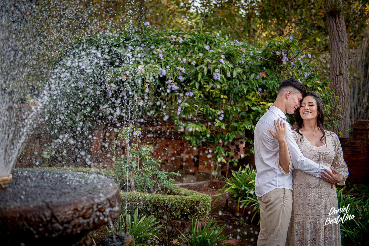 ensaio-casal-castelo-furlani-pederneiras-yasmin-e-renan-pré-wedding