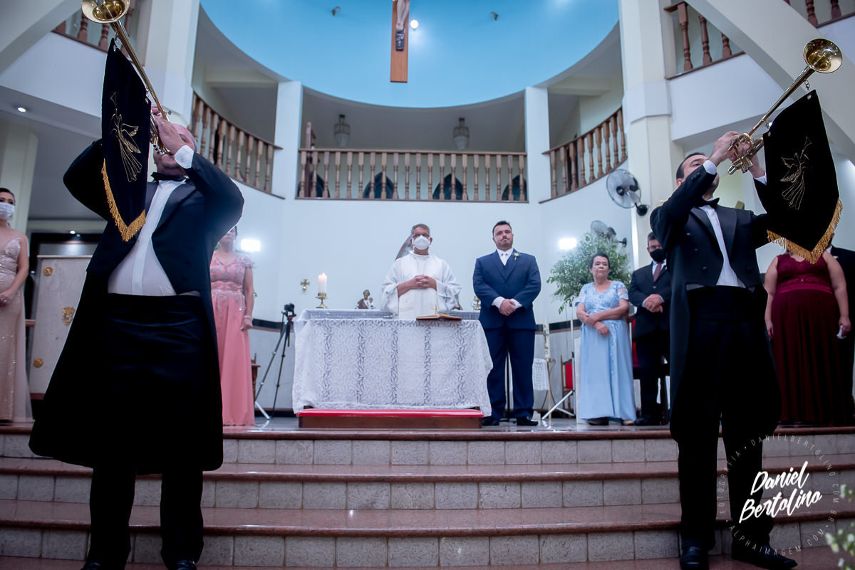 casamento-giseli-paulo-igreja-são-joaquim-fazenda-bosque-clube-de-campo