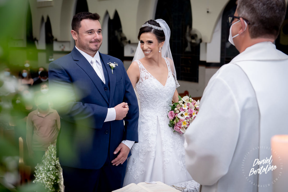 casamento-giseli-paulo-igreja-são-joaquim-fazenda-bosque-clube-de-campo
