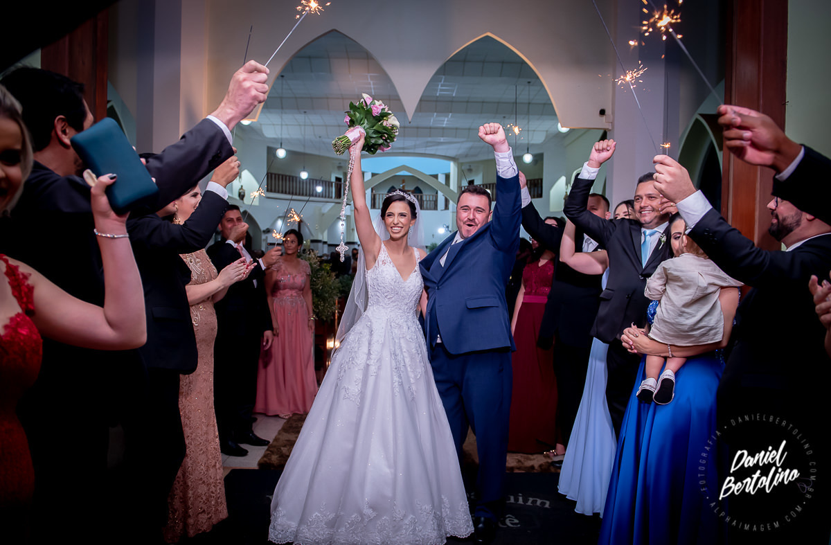 casamento-giseli-paulo-igreja-são-joaquim-fazenda-bosque-clube-de-campo