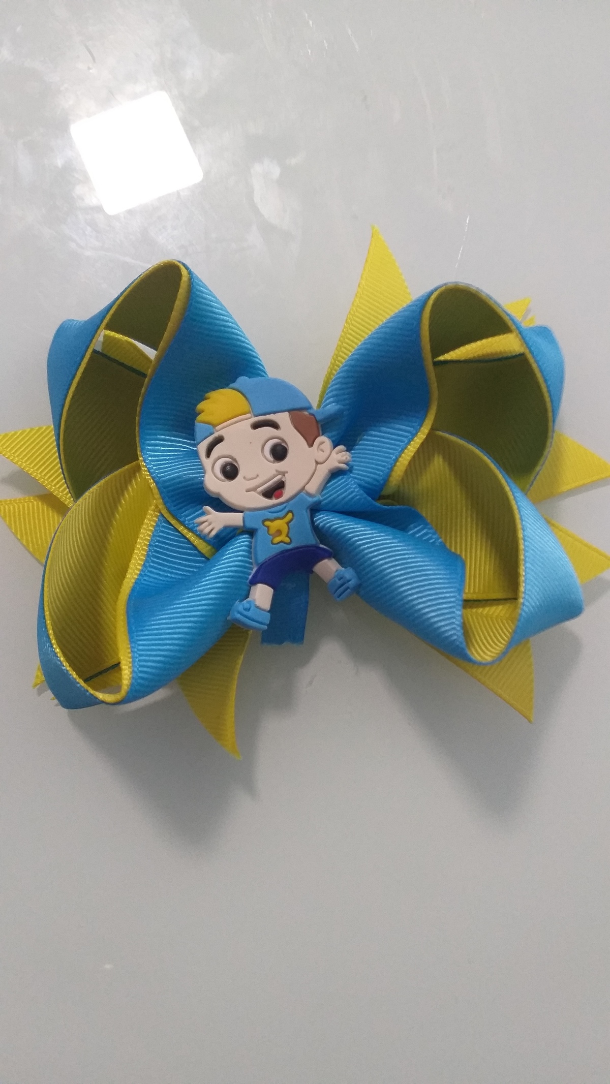 Laço Luccas Neto $23.00