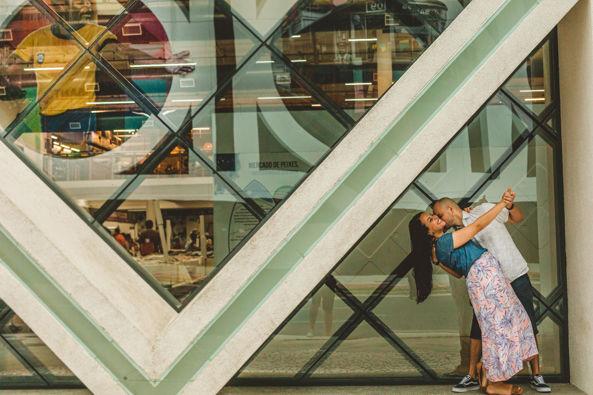 giba-servo-fotografia-ensaio-pre-wedding-casal-santos-mercado-cobra-grafite