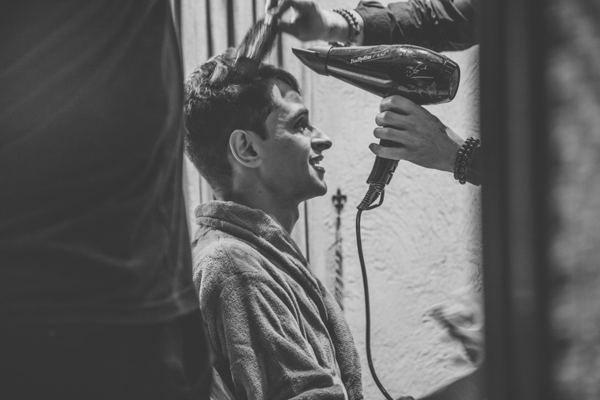 giba-servo-fotografo-de-casamento-em-santos-sp-sao-paulo-african-house-making-of-noivos-cabelo