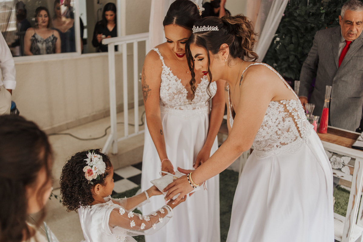 giba-servo-fotografia-casamento-em-santos-lgbtqia-vestidos-noivas-madrinhas