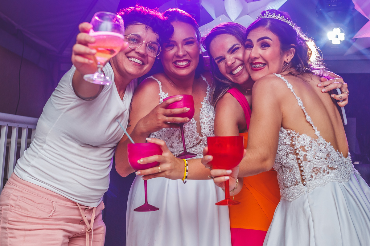 giba-servo-fotografia-casamento-em-santos-lgbtqia-vestidos-noivas-madrinhas