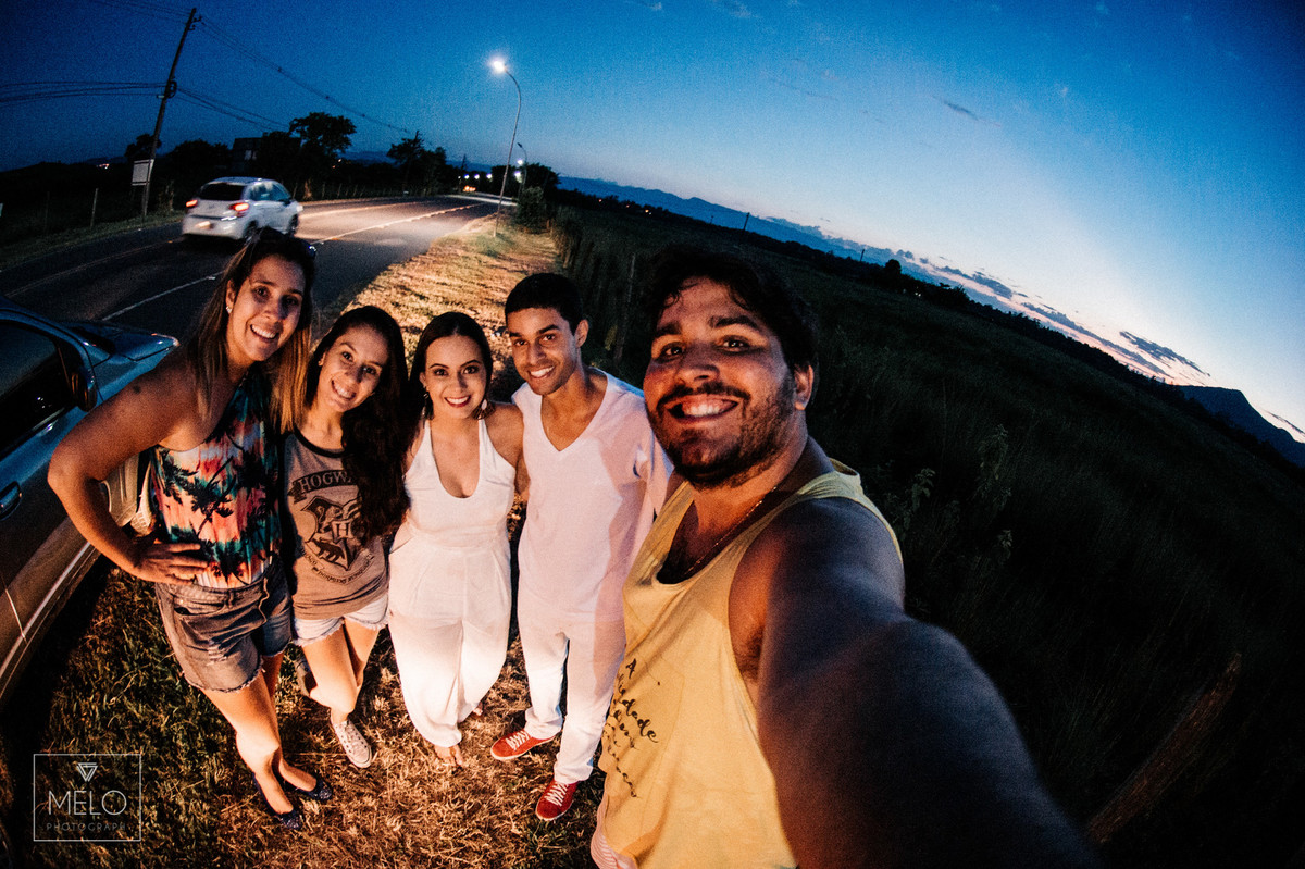 #FotografiaDeCasamento #EnsaioPreWedding #LoveDay #EnsaioCasal #Wedding #Casal #Bride #Noiva #Noivo #ArLivre #Natureza #Sol