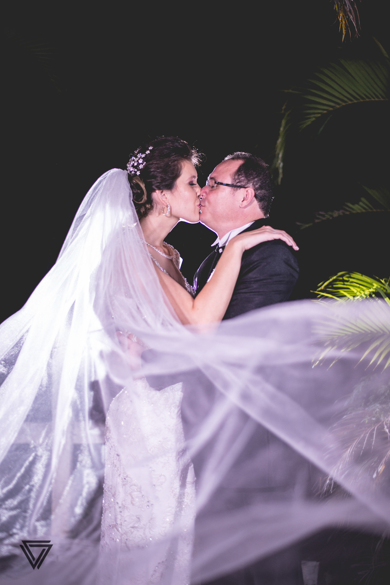 #Photograph #Fotografia #Fotografo #Fotografodecasamento #Casamento #wedding #photos #beauty #Noiva #Noivo #Vestidodenoiva #Cerimonia #Festa #RJ #Happy #Smile #Buque  #Make #MakeNoiva