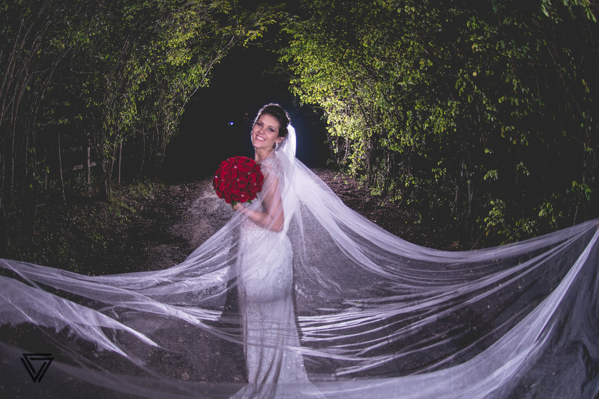 #Photograph #Fotografia #Fotografo #Fotografodecasamento #Casamento #wedding #photos #beauty #Noiva #Noivo #Vestidodenoiva #Cerimonia #Festa #RJ #Happy #Smile #Buque  #Make #MakeNoiva