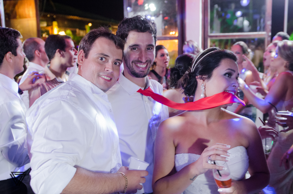 #Photograph #Fotografia #Fotografo #Fotografodecasamento #Casamento #wedding #photos #beauty #Noiva #Noivo #Vestidodenoiva #Cerimonia #Festa #RJ #Happy #Smile #Buque  #Make #MakeNoiva