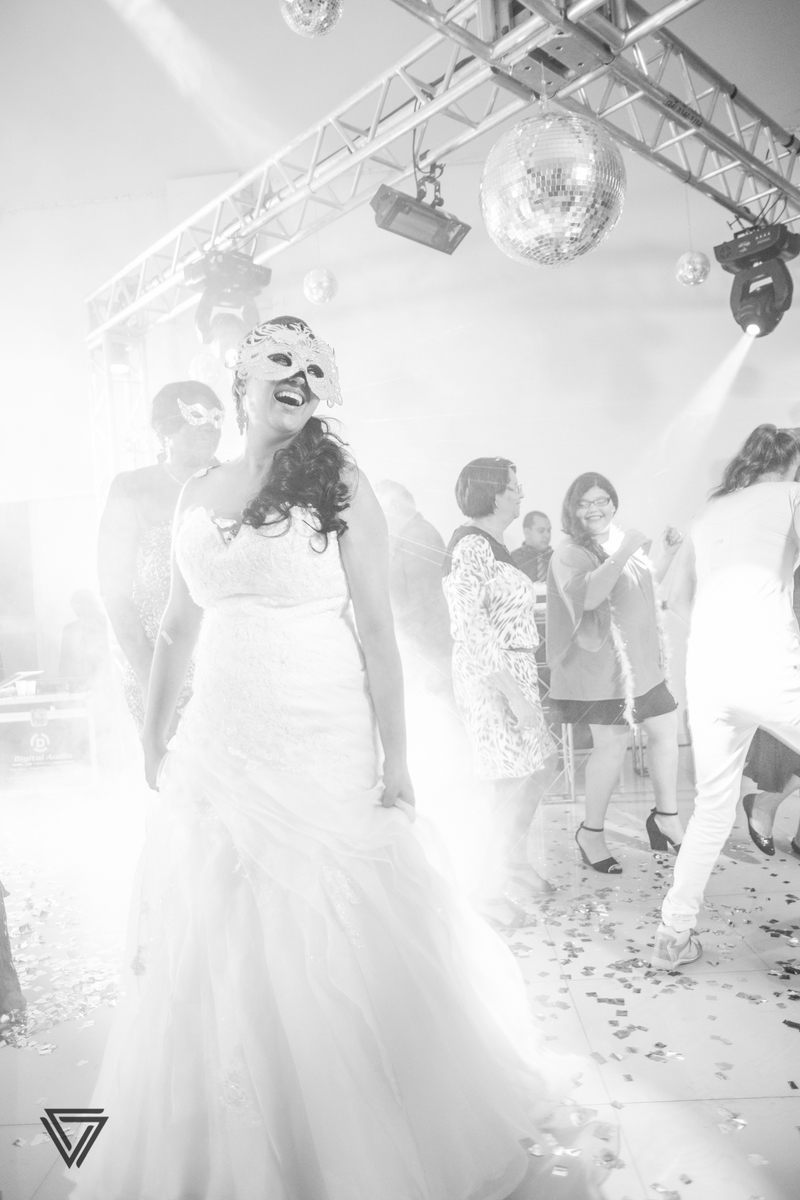 #Photograph #Fotografia #Fotografo #Fotografodecasamento #Casamento #wedding #photos #beauty #Noiva #Noivo #Vestidodenoiva #Cerimonia #Festa #RJ #Happy #Smile #Buque  #Make #MakeNoiva