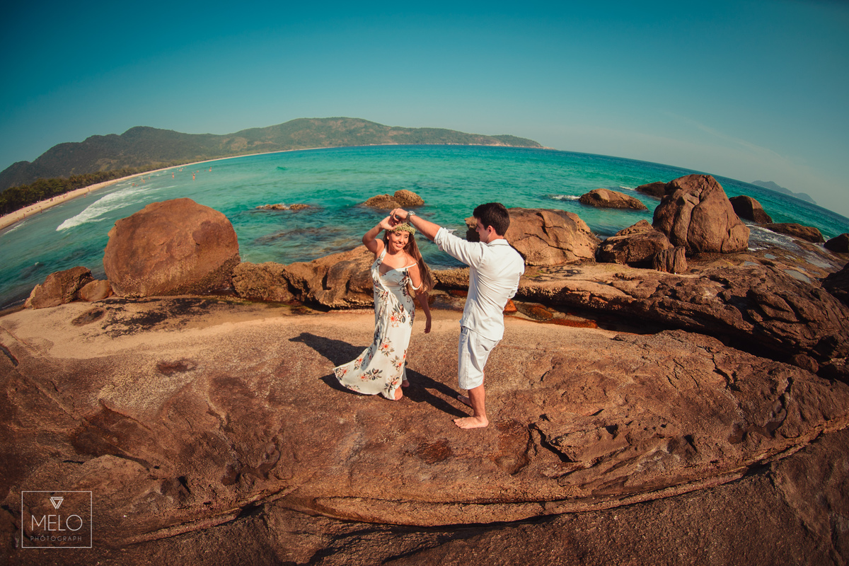 #Love #PreWedding #Noivos #CasGABRIELeCAMILA #Natureza #Praia #trilha #Fotografia  #fotografiadecasamento #noiva #noivo #wedding #casamento #ensaio #sessãodefotos