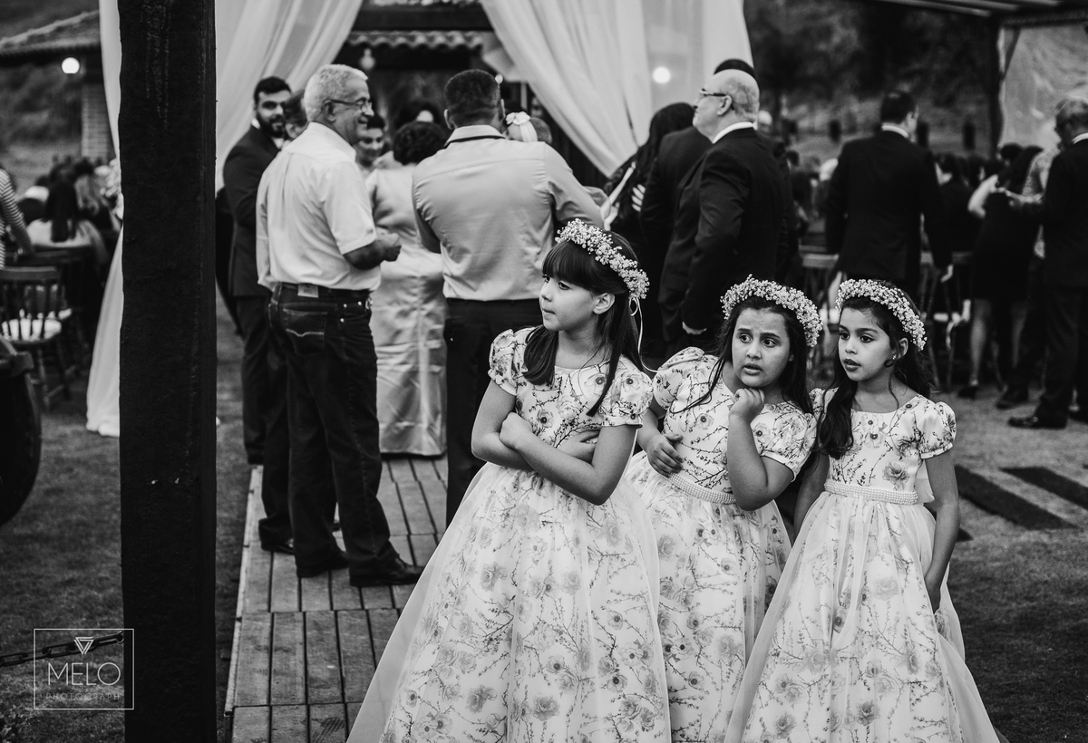 #Wedding #Love #Casamento #Noiva #Noivo #Natureza #Casamentoaoarlivre #VoltaRedonda #FazendaUniao #Cerimonia #Happy #Daminhas #Pagen #Buque 