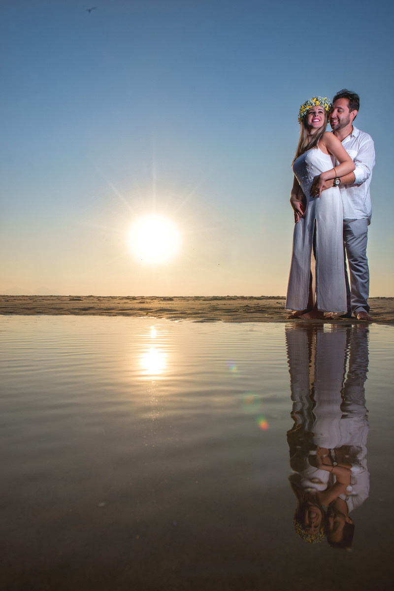 Com certeza um dos ensaios mais divertidos que já clicamos!! Vocês dois foram simplesmente incríveis!! Muitoooo obrigado por esse dia! :D #Casamento #DiaDeNamoro #PreWedding #Wedding #EnsaioDeCasal #Casal #Noivo #Noiva #Praia #RJ #Phot