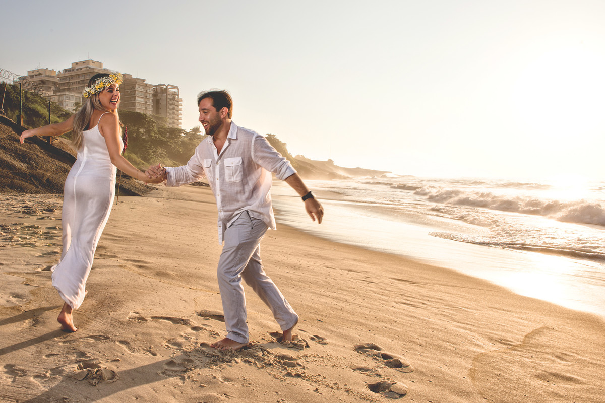 Com certeza um dos ensaios mais divertidos que já clicamos!! Vocês dois foram simplesmente incríveis!! Muitoooo obrigado por esse dia! :D #Casamento #DiaDeNamoro #PreWedding #Wedding #EnsaioDeCasal #Casal #Noivo #Noiva #Praia #RJ #Phot