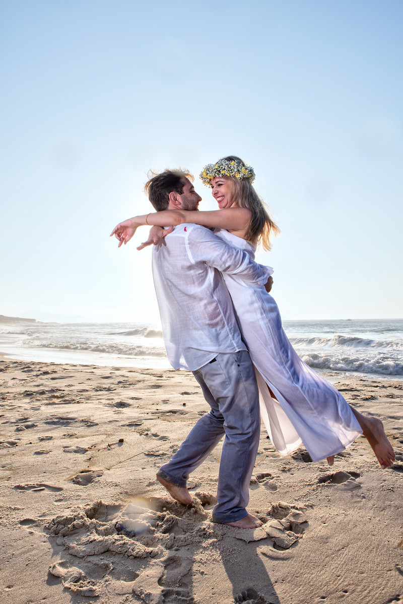 Com certeza um dos ensaios mais divertidos que já clicamos!! Vocês dois foram simplesmente incríveis!! Muitoooo obrigado por esse dia! :D #Casamento #DiaDeNamoro #PreWedding #Wedding #EnsaioDeCasal #Casal #Noivo #Noiva #Praia #RJ #Phot