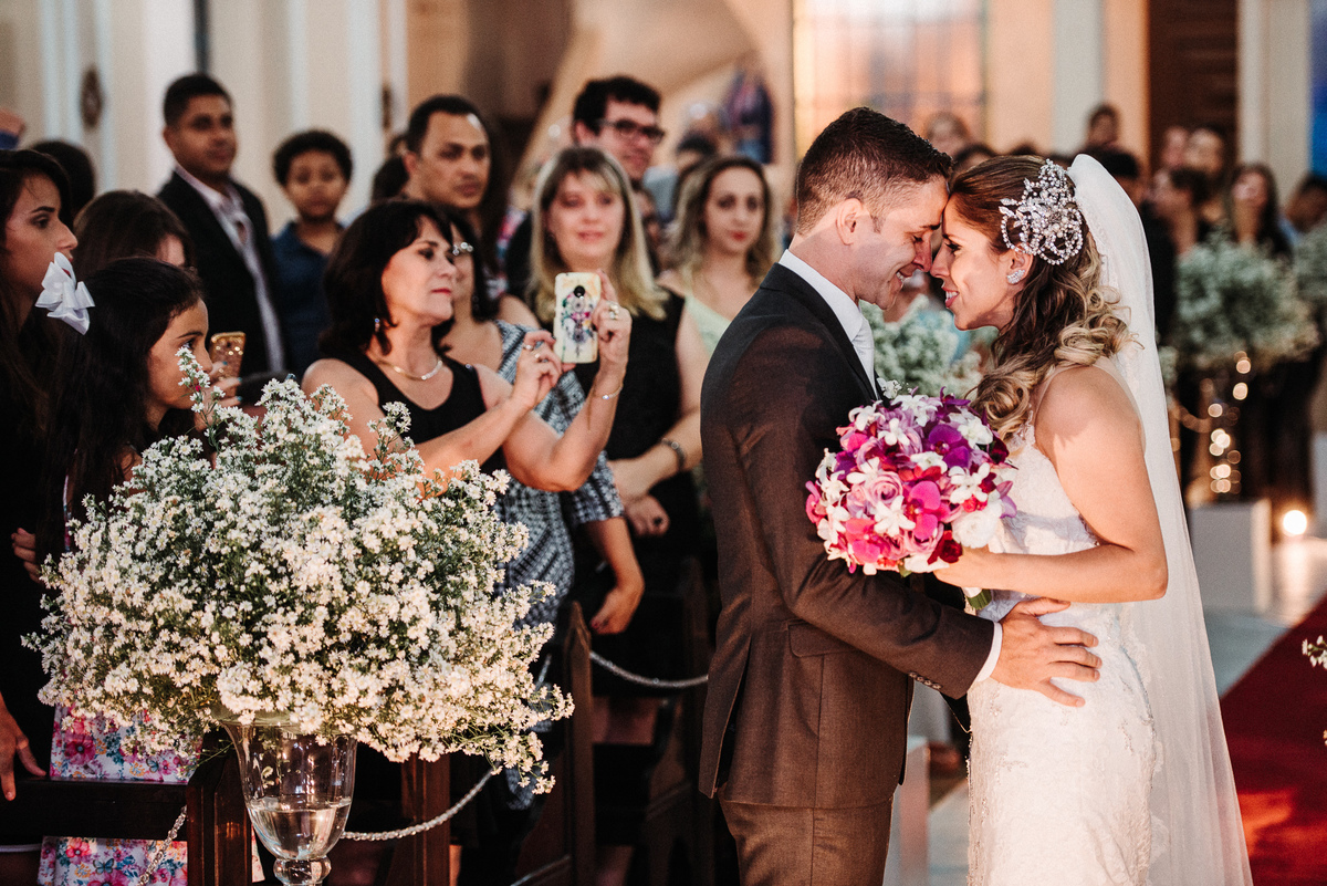 noiva; noivo; casamento; wedding; casamento Volta Redonda; vestido da noiva; cerimonia; making of; festa; padrinhos; dama; pagen; danca; bride