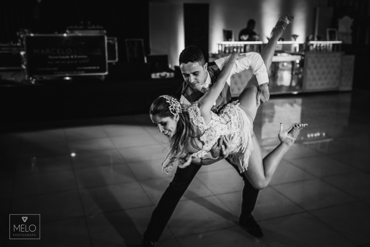 noiva; noivo; casamento; wedding; casamento Volta Redonda; vestido da noiva; cerimonia; making of; festa; padrinhos; dama; pagen; danca; bride