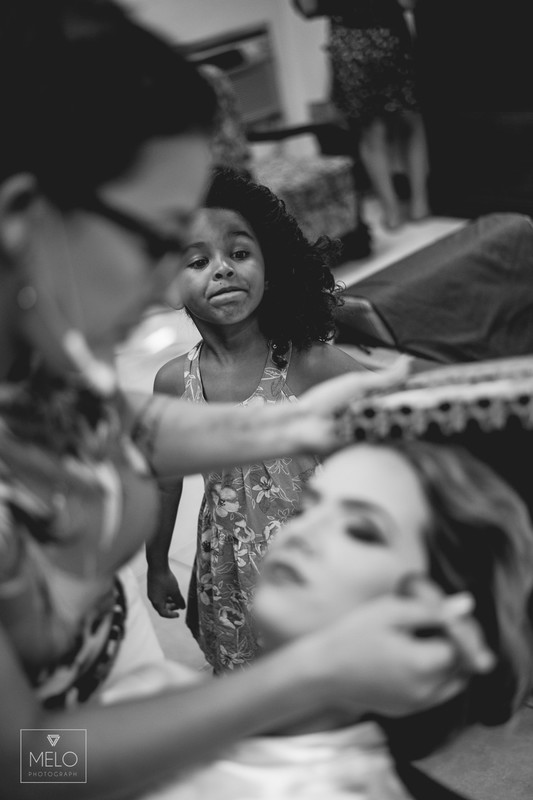 O grande dia da Aline e do Vitor foi simplesmente perfeito, depois de dois ensaios maravilhoso finalmente chegamos ao dia tão esperado! Nós rimos, brincamos, choramos e dançamos juntos! Em todos esses anos de fotografia nós enc