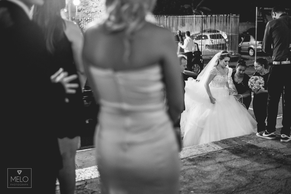 O grande dia da Aline e do Vitor foi simplesmente perfeito, depois de dois ensaios maravilhoso finalmente chegamos ao dia tão esperado! Nós rimos, brincamos, choramos e dançamos juntos! Em todos esses anos de fotografia nós enc