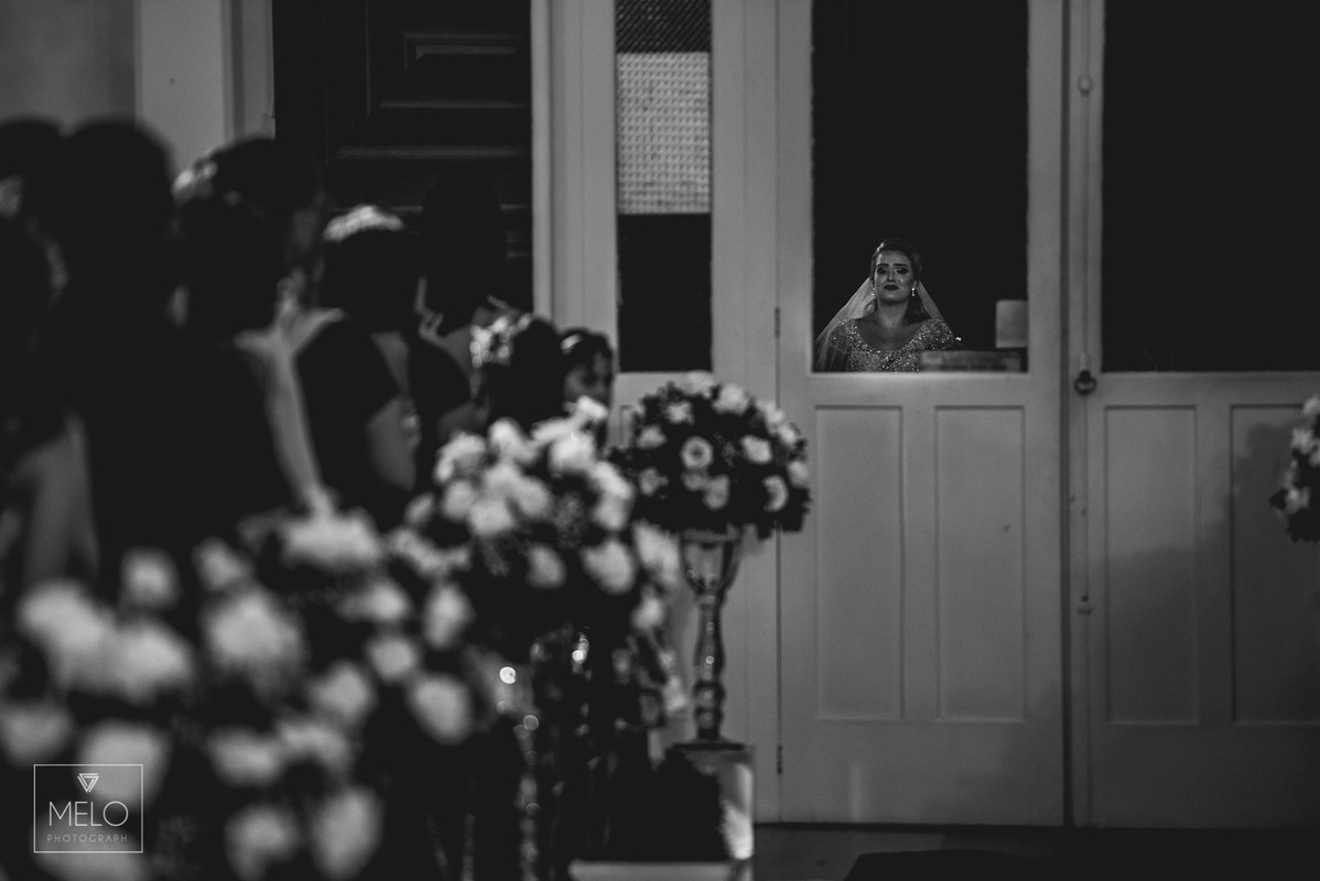 O grande dia da Aline e do Vitor foi simplesmente perfeito, depois de dois ensaios maravilhoso finalmente chegamos ao dia tão esperado! Nós rimos, brincamos, choramos e dançamos juntos! Em todos esses anos de fotografia nós enc