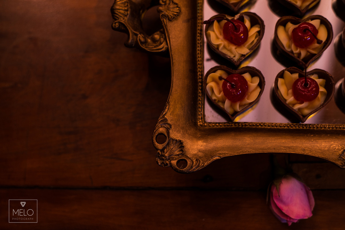 O grande dia da Aline e do Vitor foi simplesmente perfeito, depois de dois ensaios maravilhoso finalmente chegamos ao dia tão esperado! Nós rimos, brincamos, choramos e dançamos juntos! Em todos esses anos de fotografia nós enc