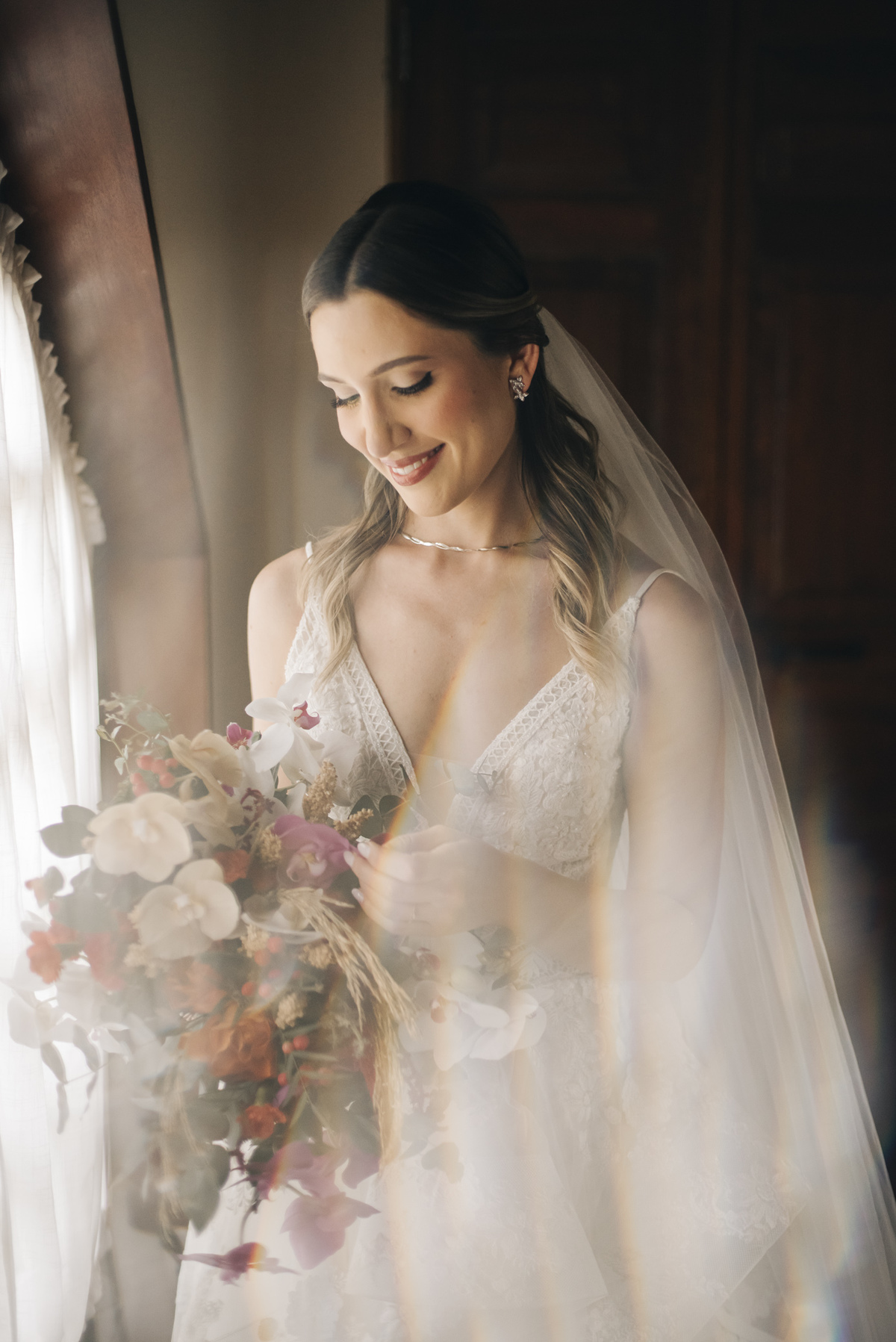 noiva pronta para casar na fazenda ao ar livre