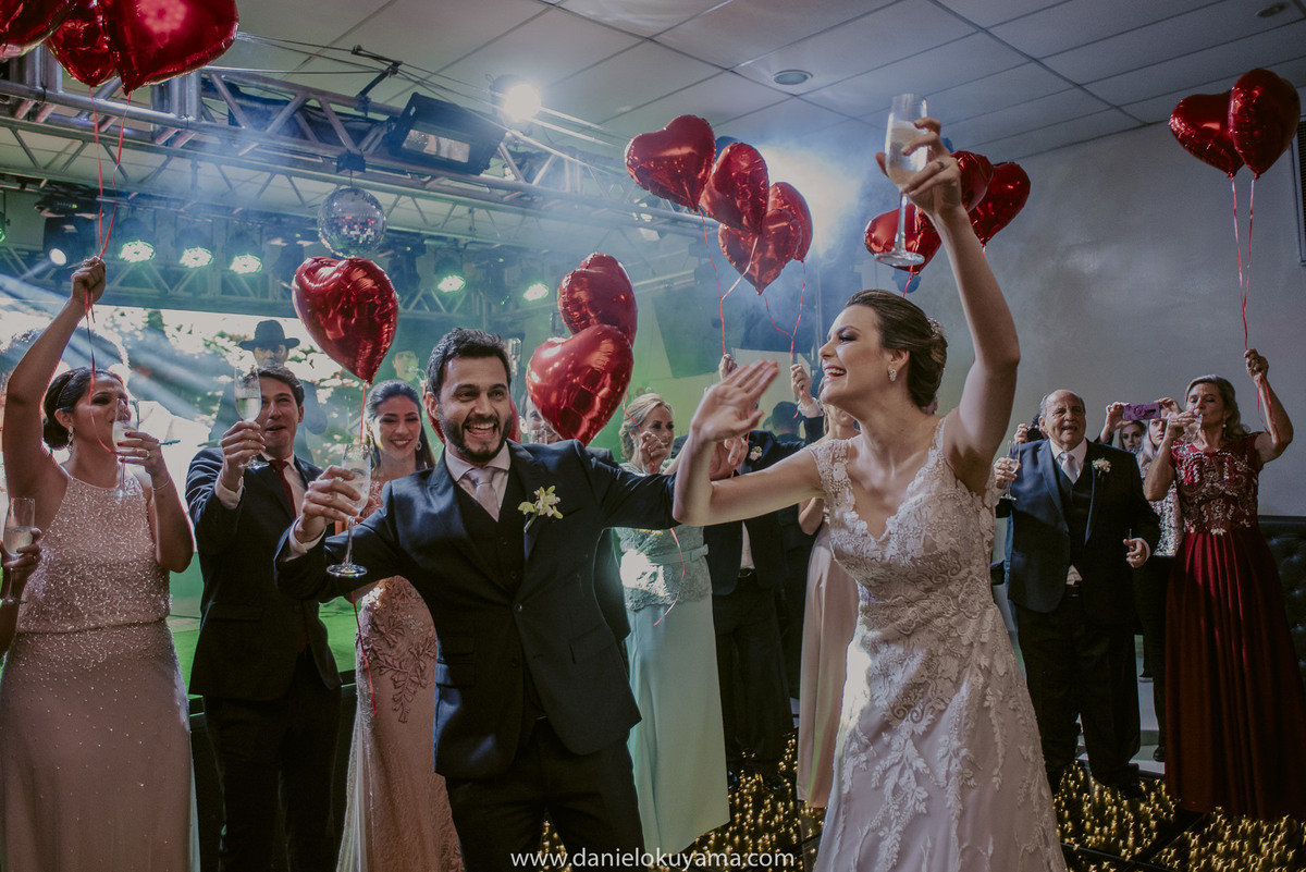 chegamos a festa de casamento com muita animacao dos noivos e também dos seus convidados a festa foi realizada no Rasen Eventos em campinas sp