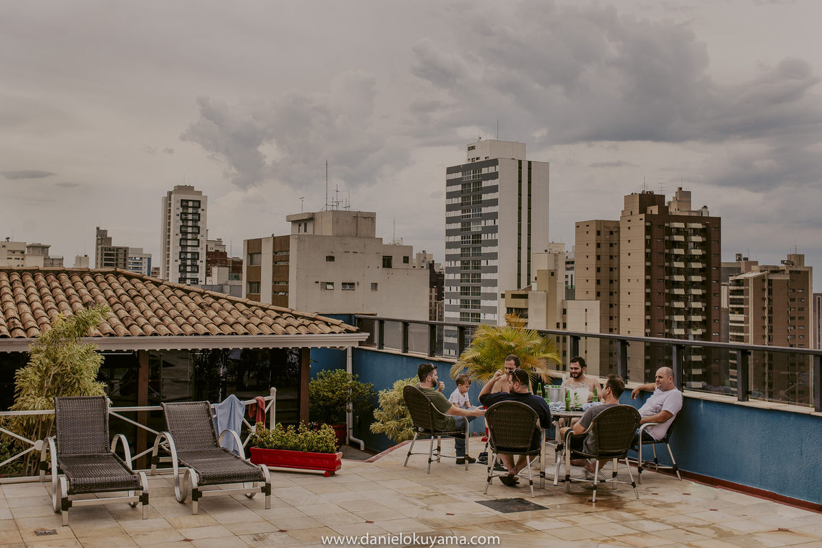 os noivos bebem cerveja e fazem churrasco para dicas do making do noivo pablo 