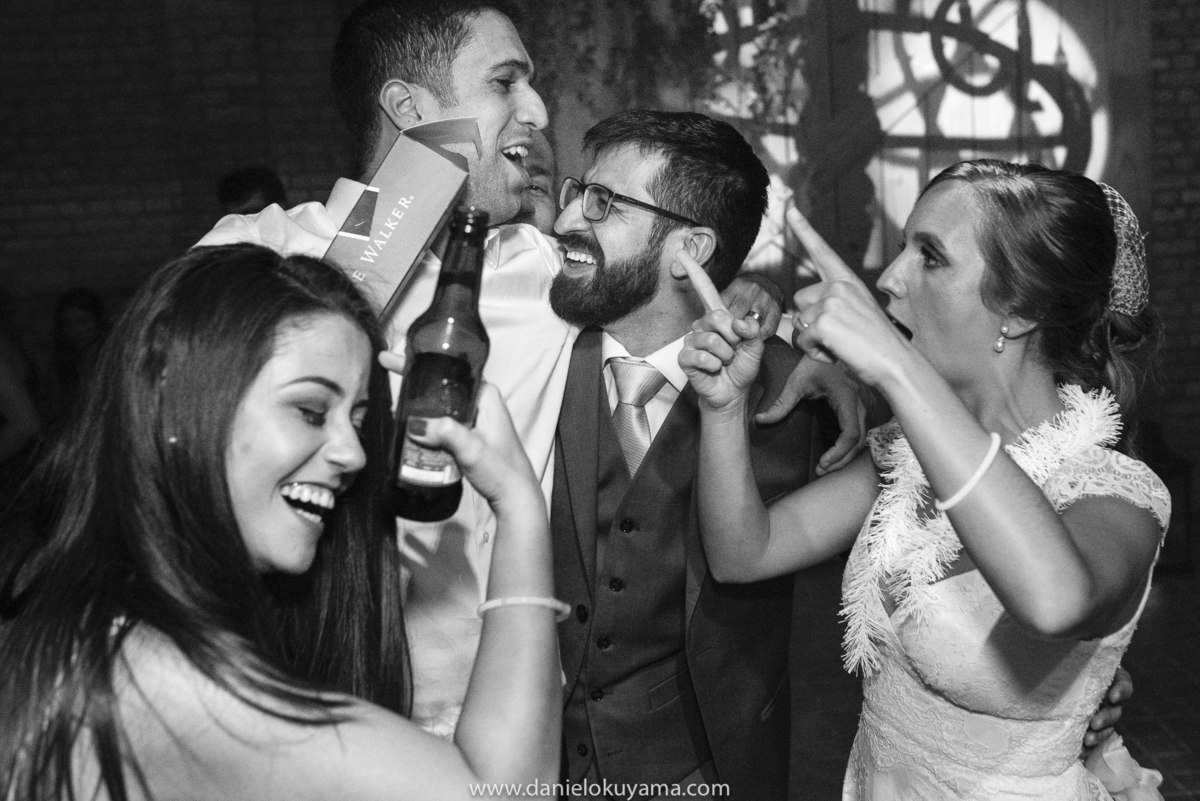 ,casamentonapraia,fotografoemsaopaulo,casamentonocampo,casamentorustico,fotografodecasamento,casamentoceleiroquintalsp