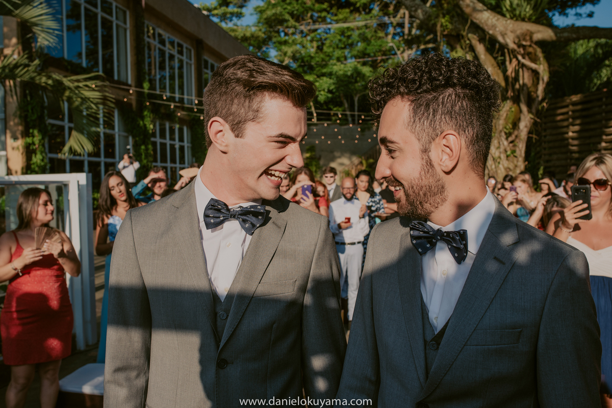 fotografopremiadodecasamentoemsaopaulo,fotografodecasamentoemsaopaulo,fotografiadecasamentoemsantos,fotosespontaneasdecasamento
,casamentonapraia,fotografoemsaopaulo,casamentonocampo,casamentohomoafetivo,casamentogay,casamentoespacoplataforma